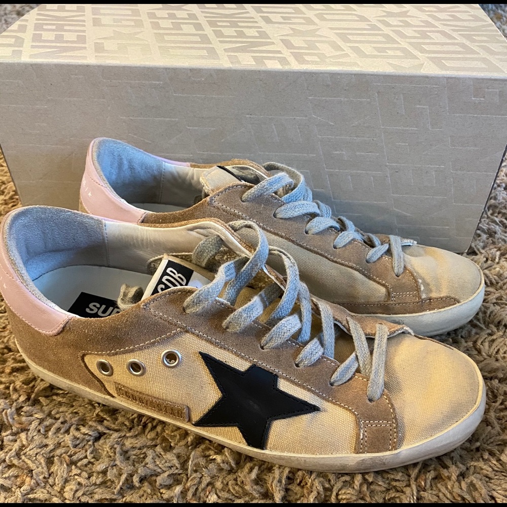 Authentic Golden Goose Superstars - size 38